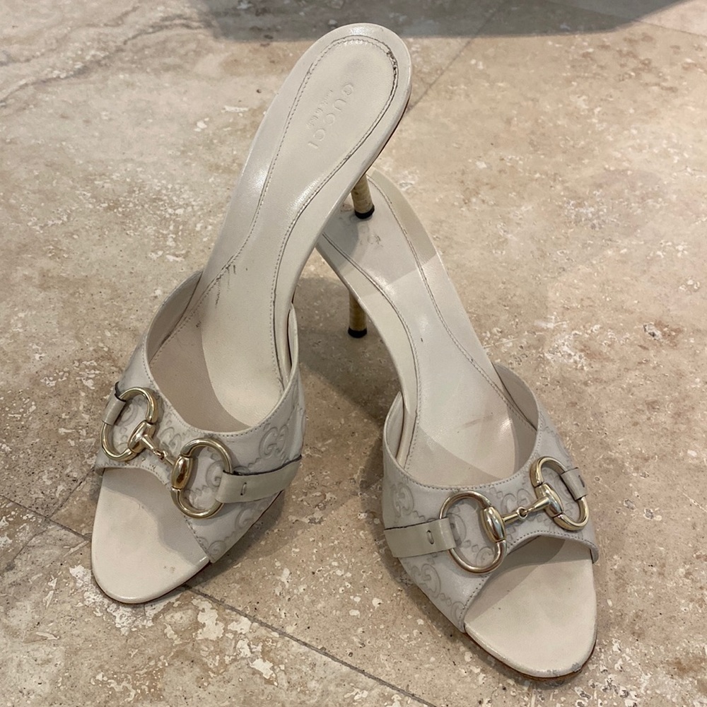 Gucci low heel size 8 1/2
